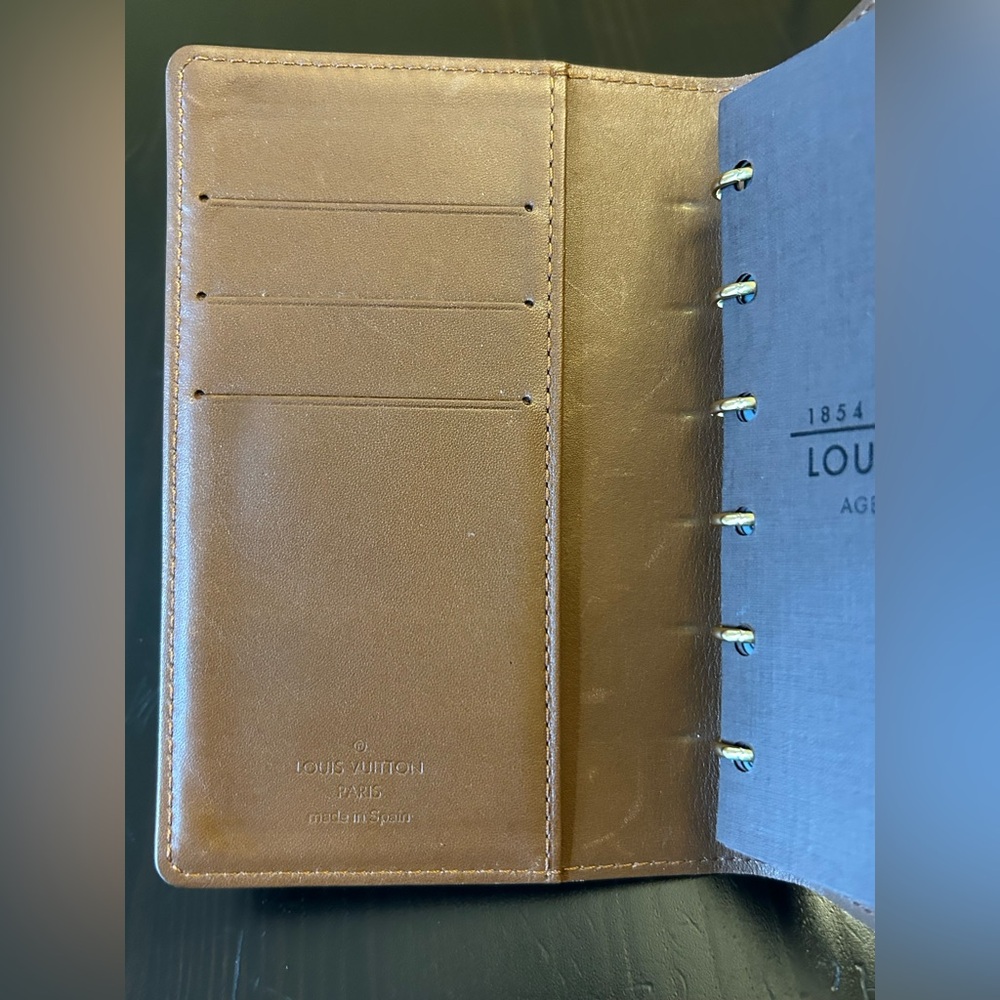 Louis Vuitton Vernis BRONZE agenda pm EUC with COA - Picture 7 of 14